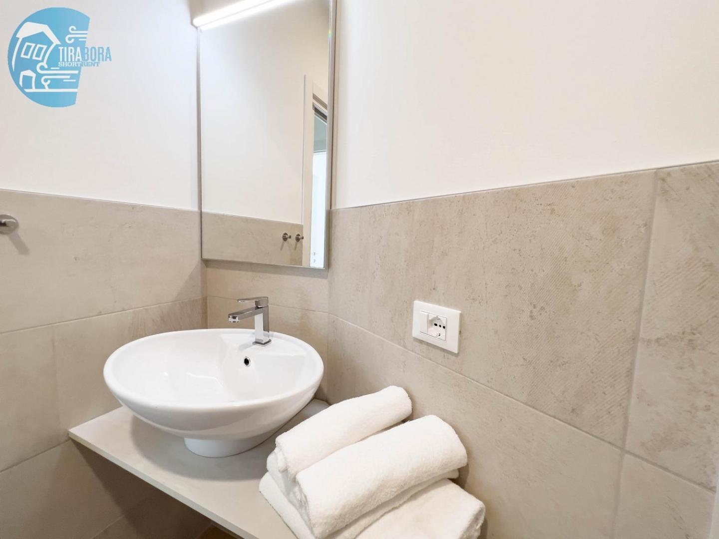Slataper 12 Tirabora Short Rent Apartamento *